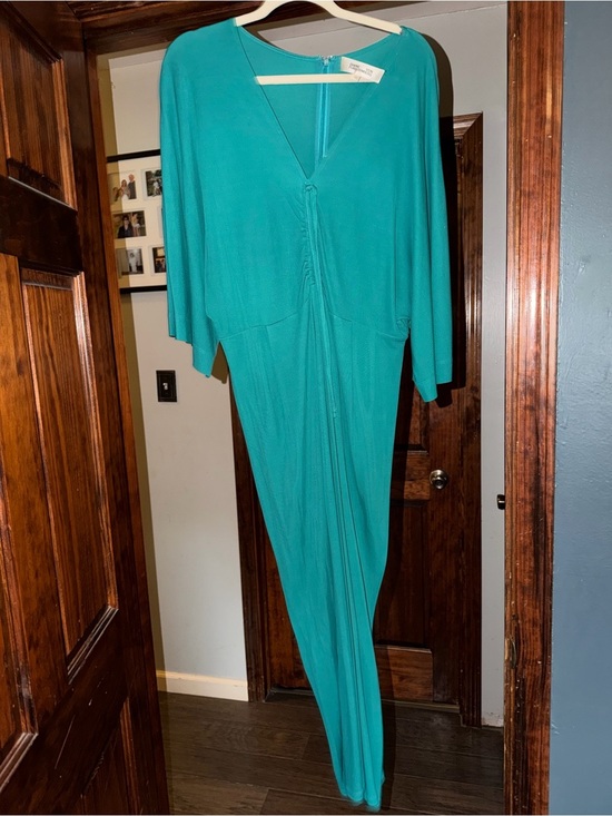 Diane Von Furstenberg Dresses & Skirts - Teal V-Neck Dress